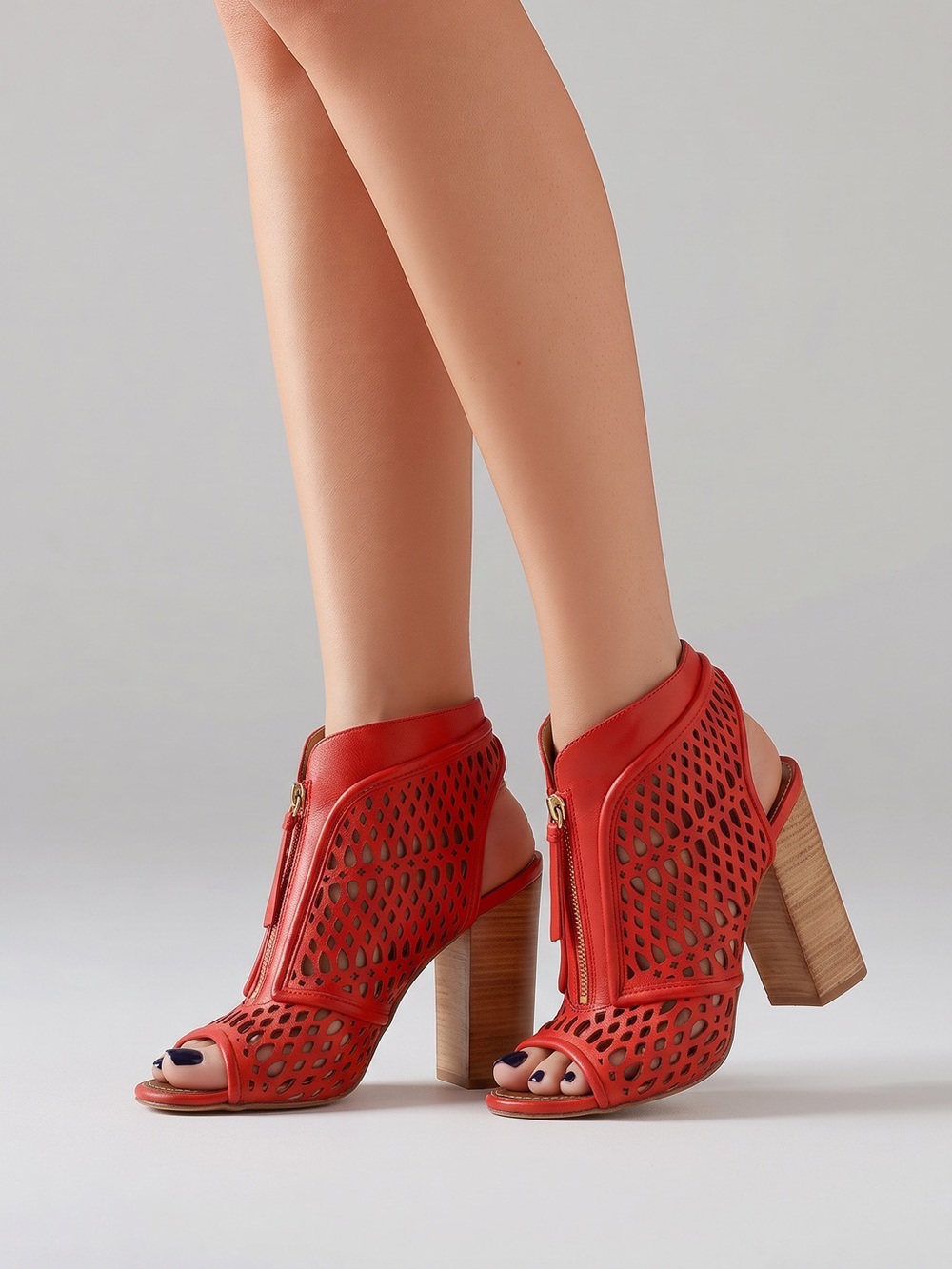 🔥$995 PROENZA SCHOULER Zip Front Laser Cut Bootie in Red